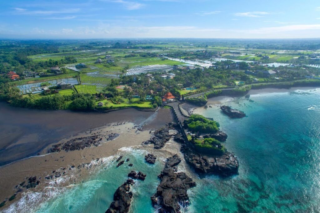 インドネシア・バリ島・不動産管理のtomorrow、観光地名 メンゲニングビーチの実景写真を提供