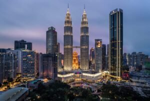 マレーシア・クアラルンプール・不動産管理のtomorrow、観光地名 KLCC ペトロナスツインタワーの実景写真を提供