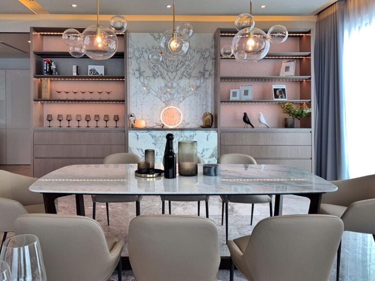 AWH_FS_3_Dining