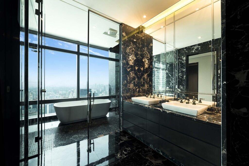 AWH_FS_Master Bathroom