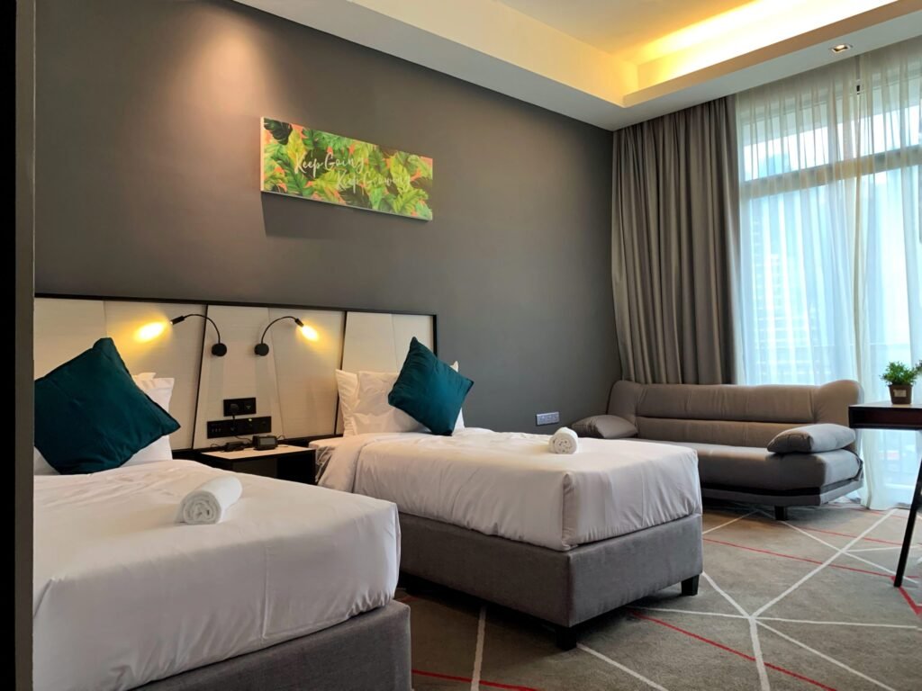 AWH_M101_Bedroom