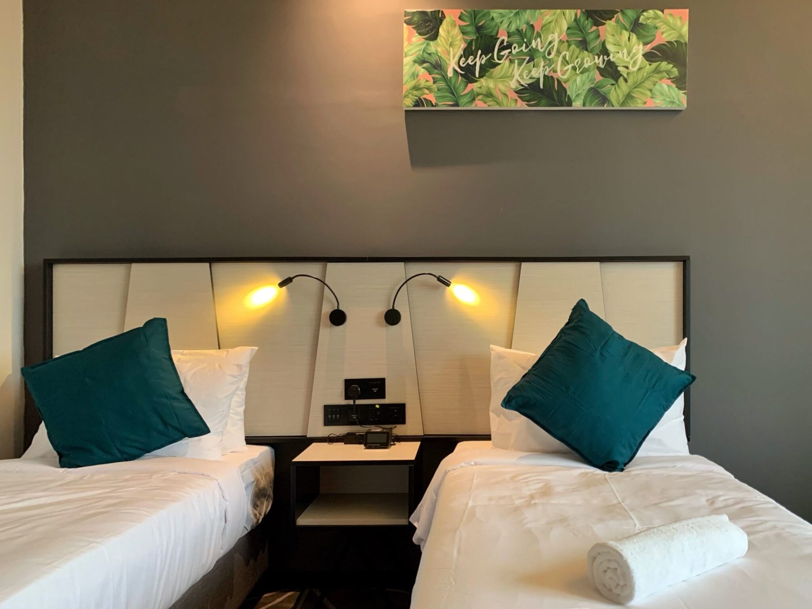 AWH_M101_Bedroom