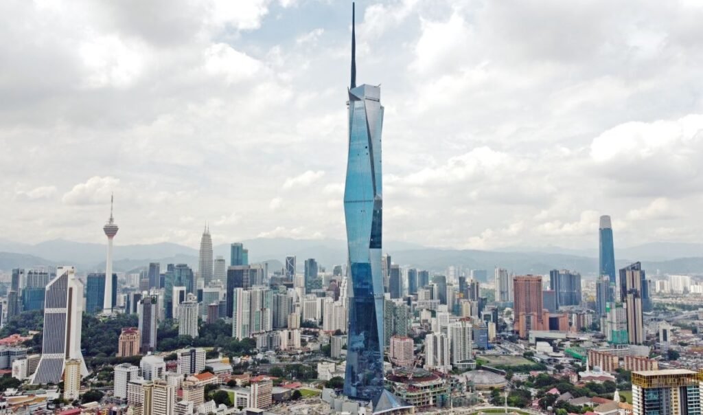 マレーシア・クアラルンプール・不動産管理のtomorrow、観光地名 ムルデカ118の実景写真を提供
