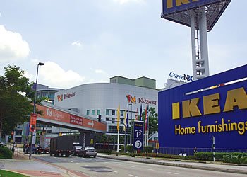 マレーシア・ペタリン・ジャヤ・不動産管理のtomorrow、観光地名 イケア ダマンサラ 外装の実景写真を提供