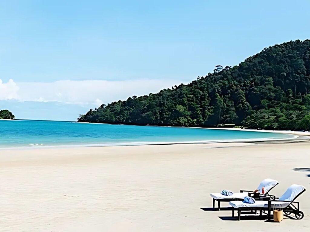 マレーシア・ラカウィ・不動産売買のtomorrow、ラカウィの物件売買 クラリッサ・トロピカーナ 観光地名 ダタイ湾 物件写真を提供