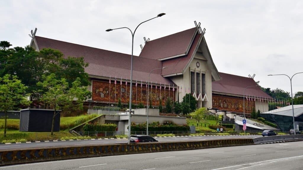 マレーシア・クアラルンプール・不動産管理のtomorrow、観光地名 マレーシア国立博物館の実景写真を提供