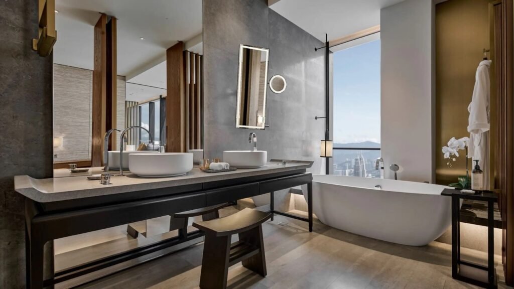 park-hyatt-kl-one-king-tower-view-bathroom