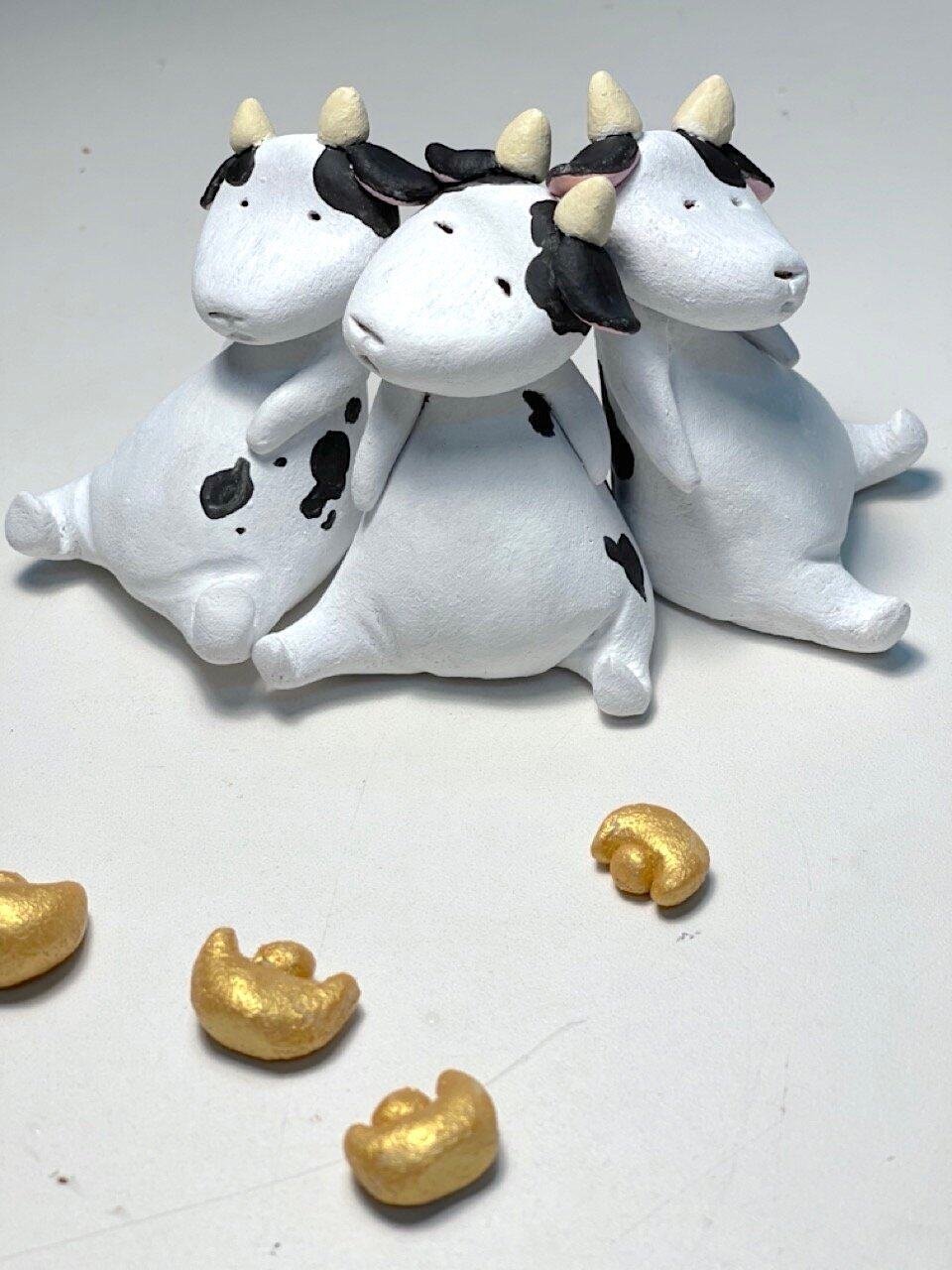 kl-tomo-moo-clay-handmade-cow-moo-1