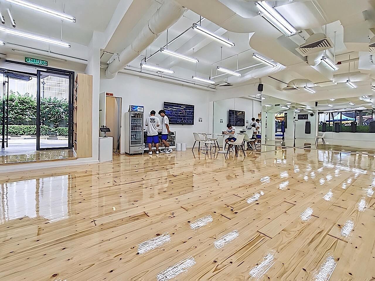 awh-japan-boxing-club-overview-10