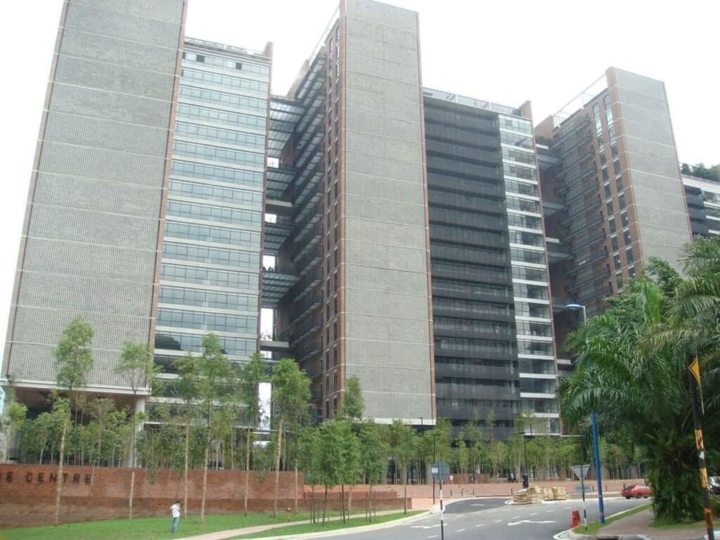 マレーシア・ペタリン・ジャヤ・不動産管理のtomorrow、観光地名 PJトレードセンター 外装の実景写真を提供