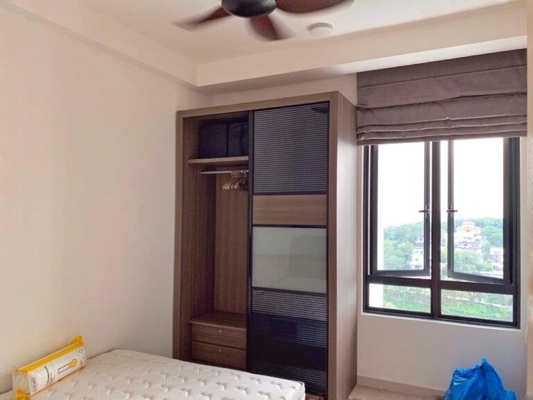 south-brooks-desa-parkcity-bedroom-1